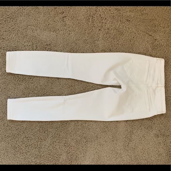 A&F Mid Rise Super Skinny Jeans - Picture 5 of 5